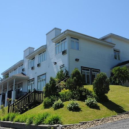 Hotel Au Petit Berger La Malbaie Exterior foto